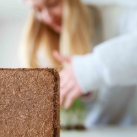 Kokosfaserziegel zum Anbau von Microgreens